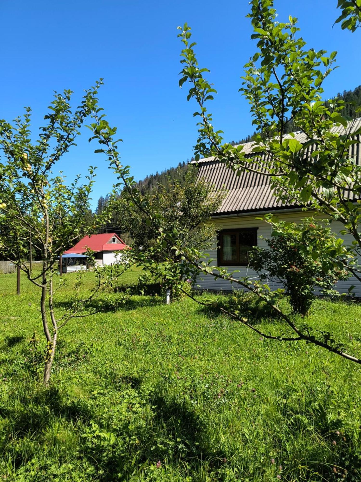 Na Hutori Hotel Tatariv Buitenkant foto