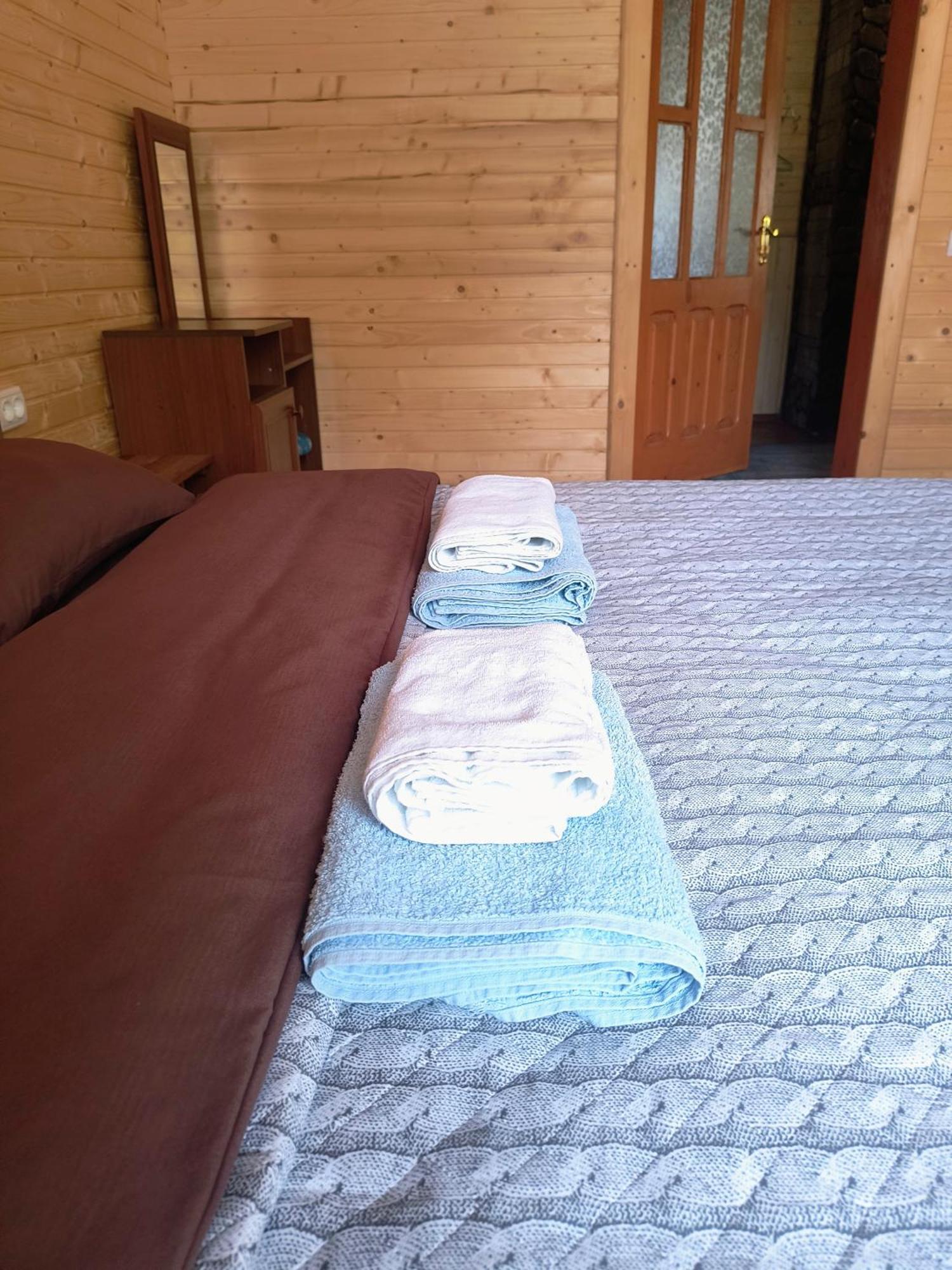 Na Hutori Hotel Tatariv Buitenkant foto